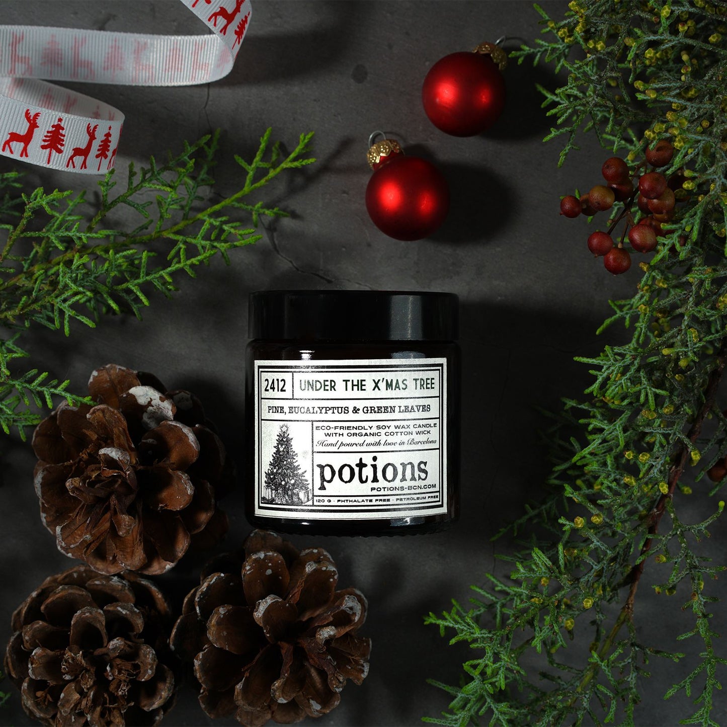 Under the X'mas Tree - Pino + Eucalipto