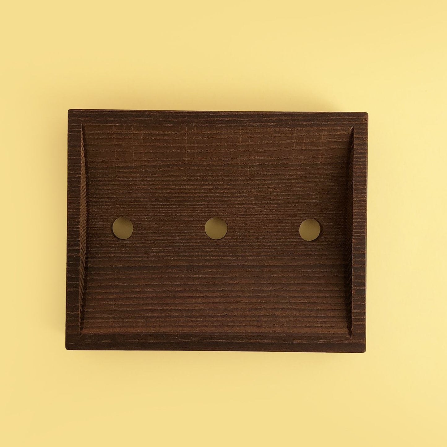 Jabonera de madera thermowood