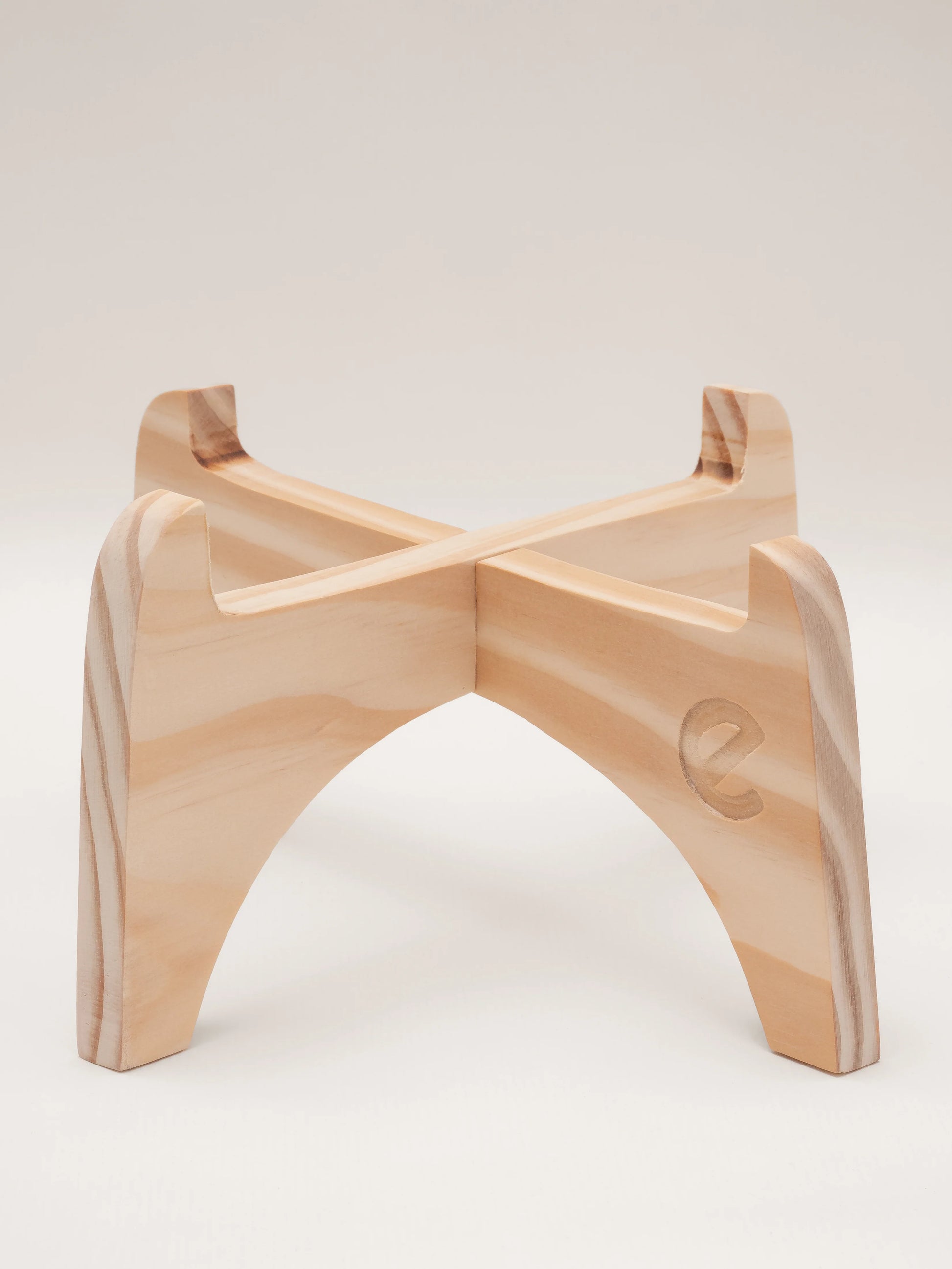 Base de madera para Ecofiltro, soporte natural para filtros de 5L y 20L.